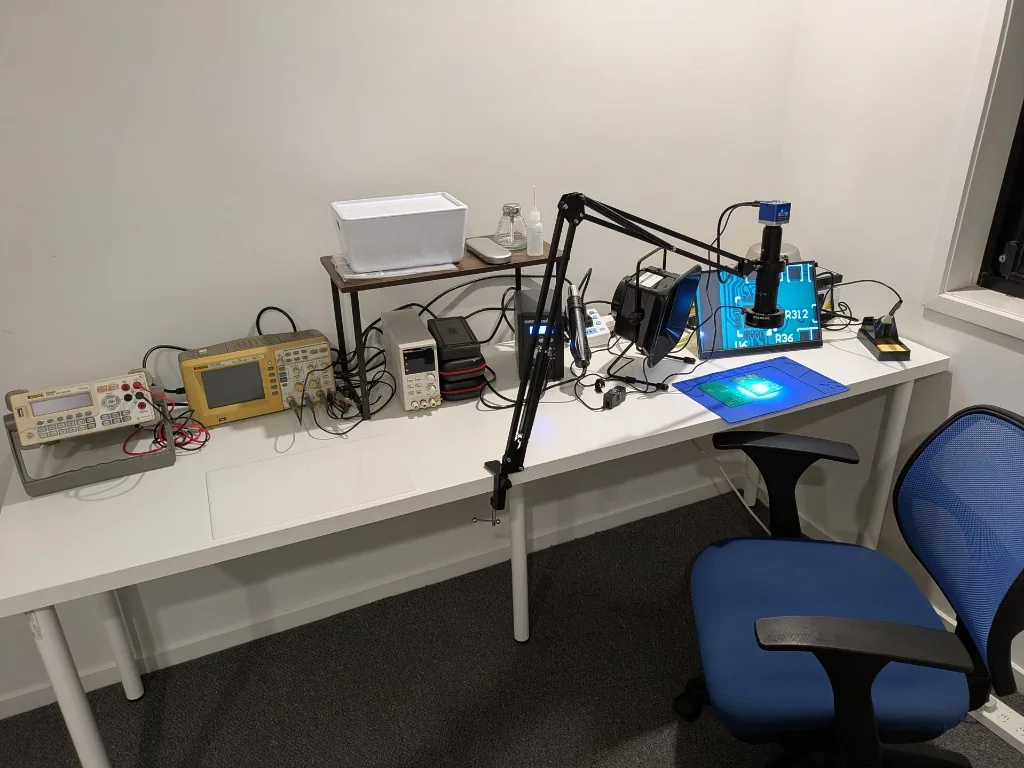 Kevin's Active Hardware Workbench